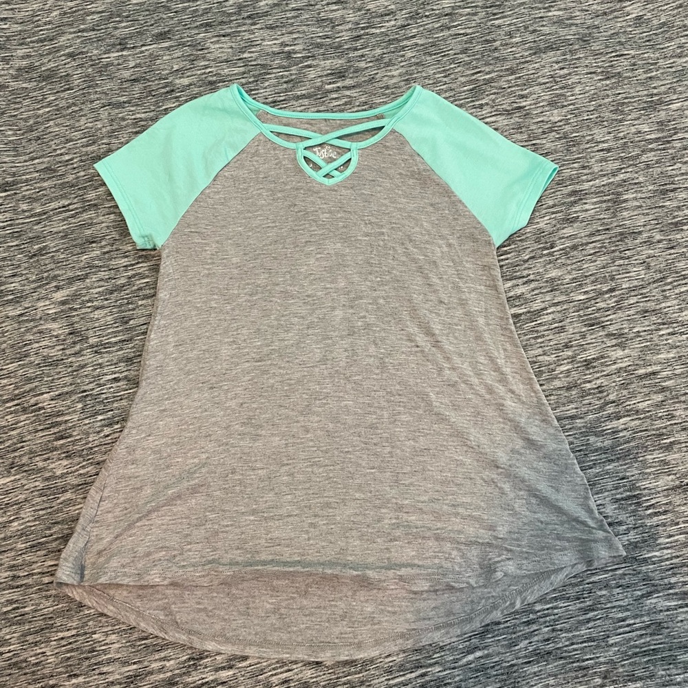 Justice Shirt    8(girls)